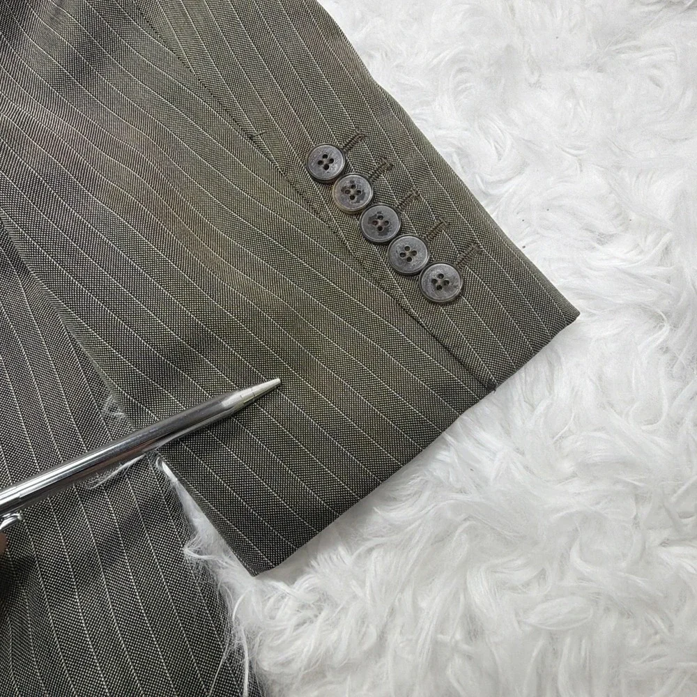 GUCCI Italy Men's Silk Sport Coat Blazer 44L Long Taupe Pinstripe Wedding Formal